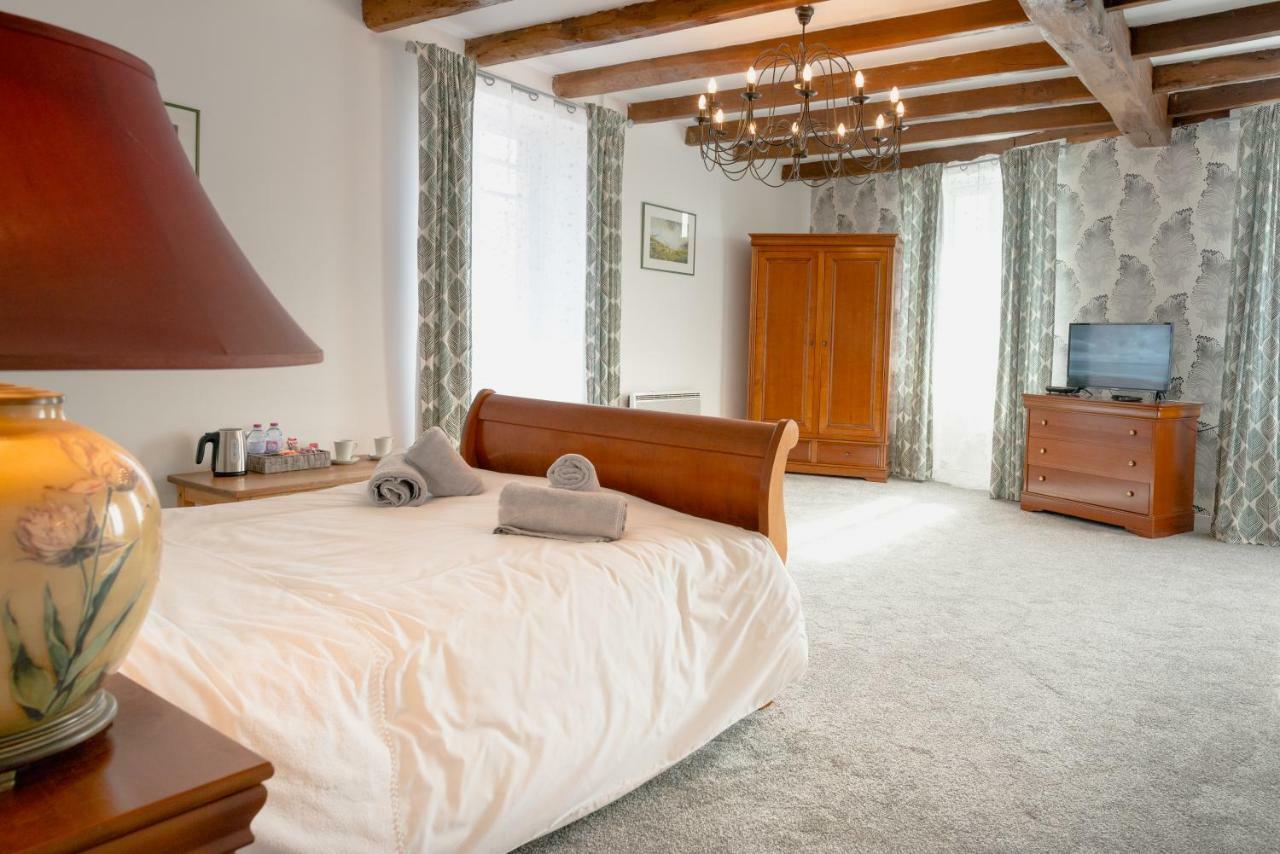 Auberge Du Noyer Londigny 외부 사진